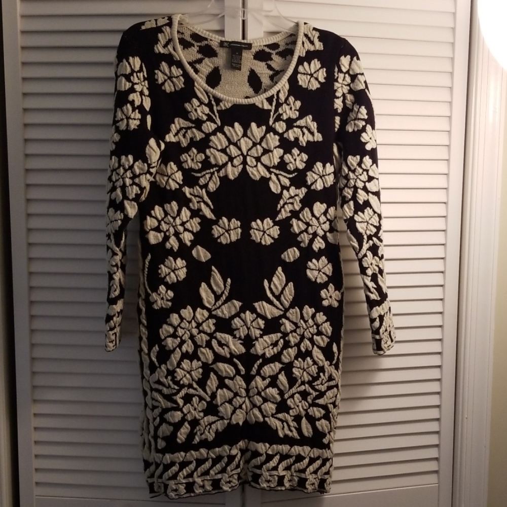 🆕️NWOT International Concepts sweater dress